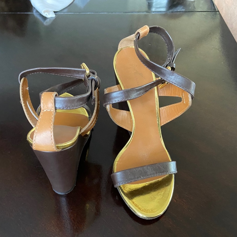 Giuseppe Zanotti Gold Wedge - Picture 2 of 16